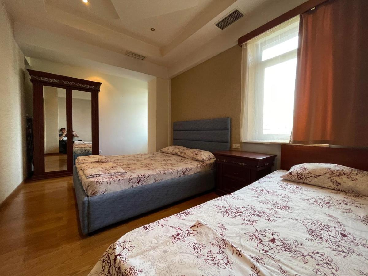 Apartments Emili Erivan Dış mekan fotoğraf