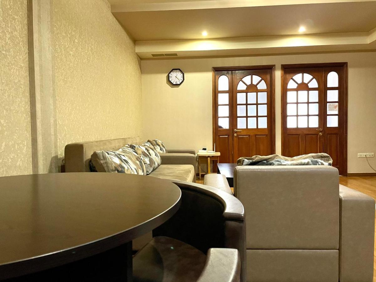 Apartments Emili Erivan Dış mekan fotoğraf