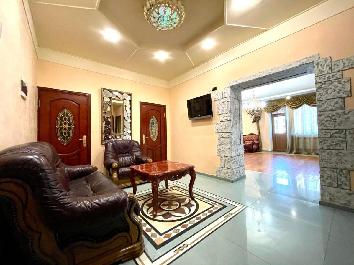 Apartments Emili Erivan Dış mekan fotoğraf