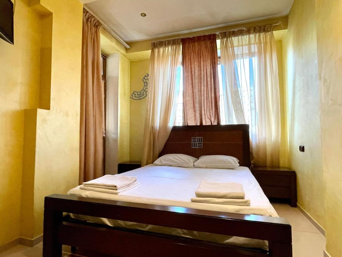 Apartments Emili Erivan Dış mekan fotoğraf