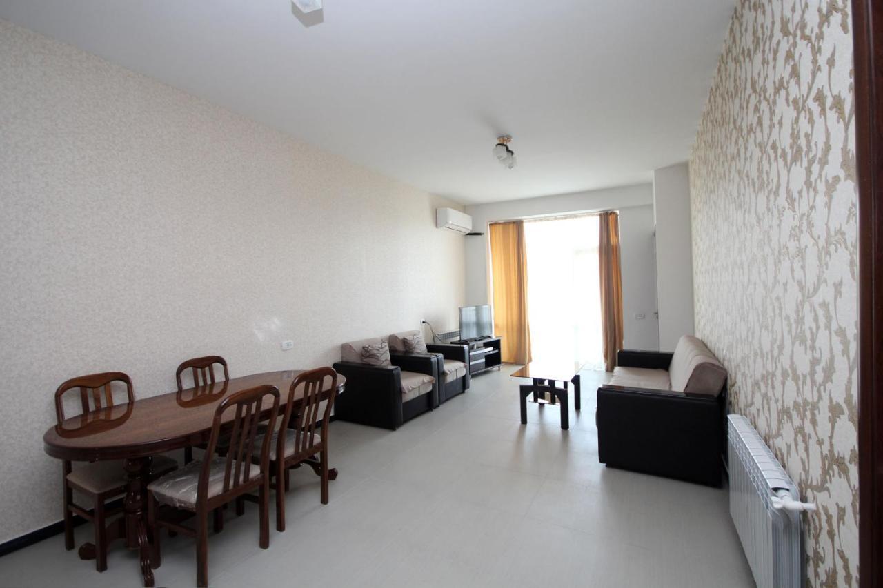 Apartments Emili Erivan Dış mekan fotoğraf