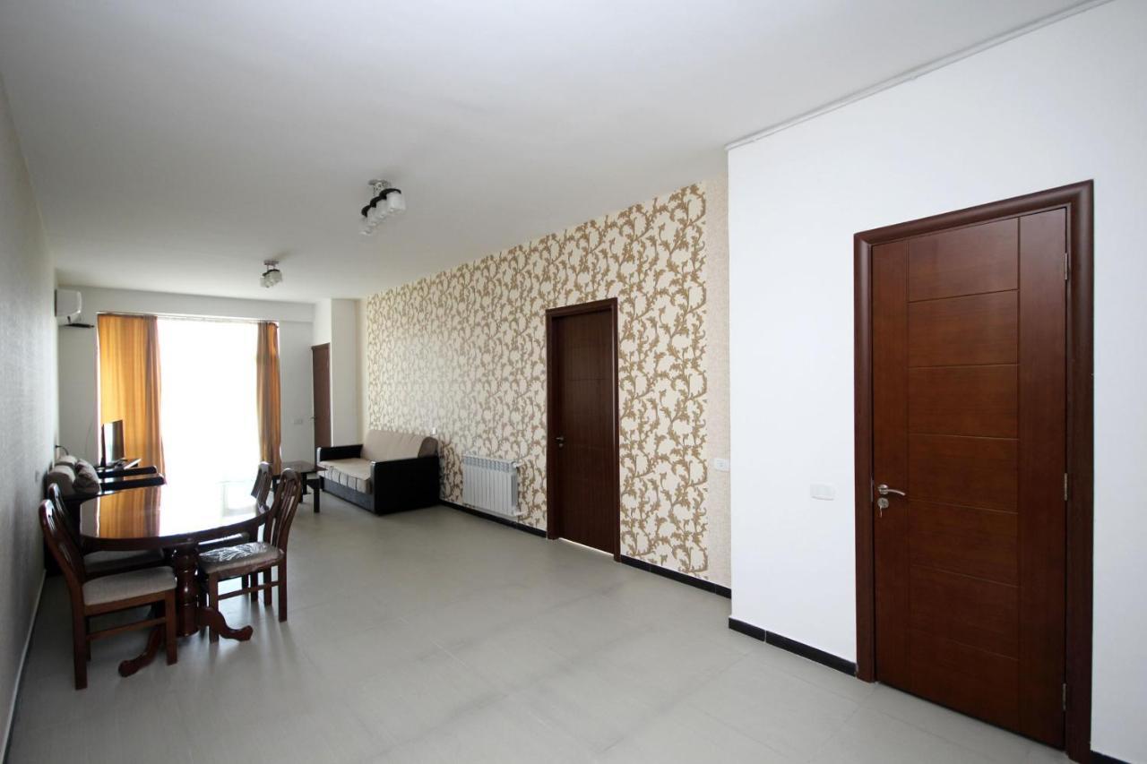 Apartments Emili Erivan Dış mekan fotoğraf