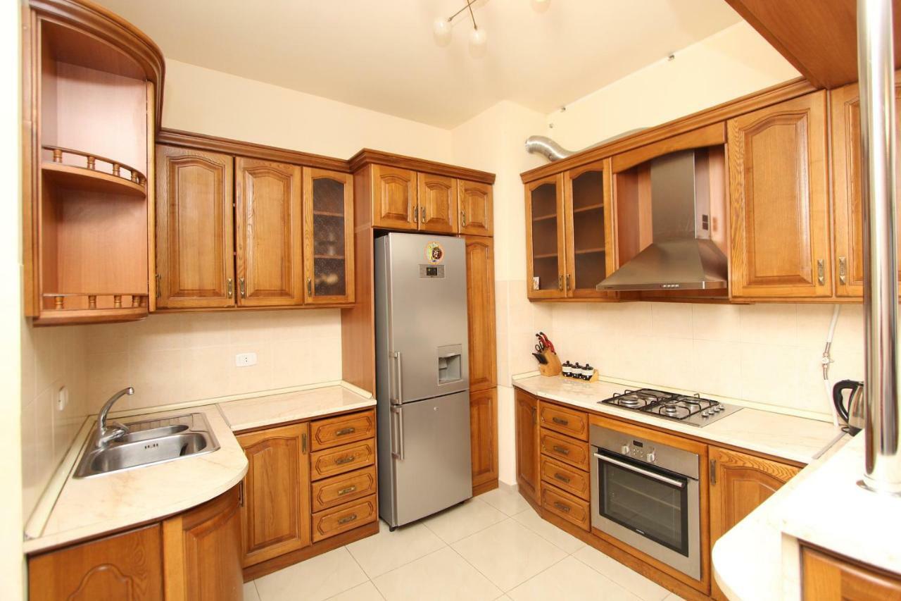 Apartments Emili Erivan Dış mekan fotoğraf