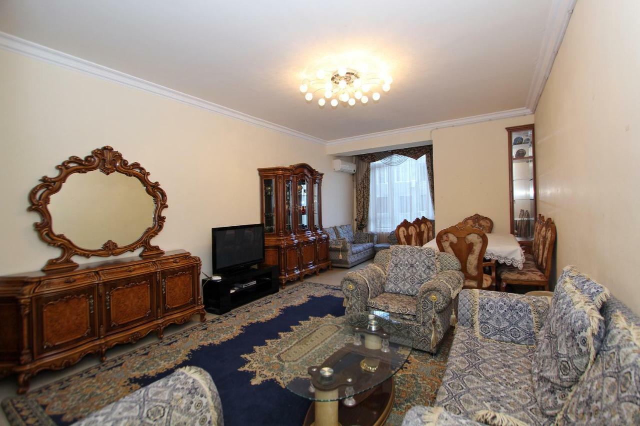 Apartments Emili Erivan Dış mekan fotoğraf